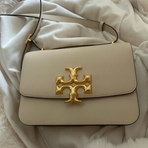 Tory Burch Bag Eleanor
Original-$668
Only worn once
Will take offers